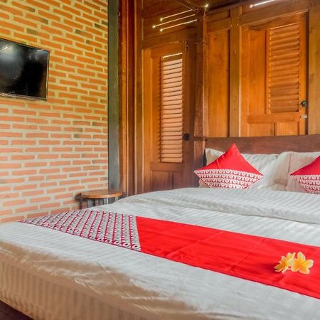 Hotel Batukaras Kalaras Extérieur photo
