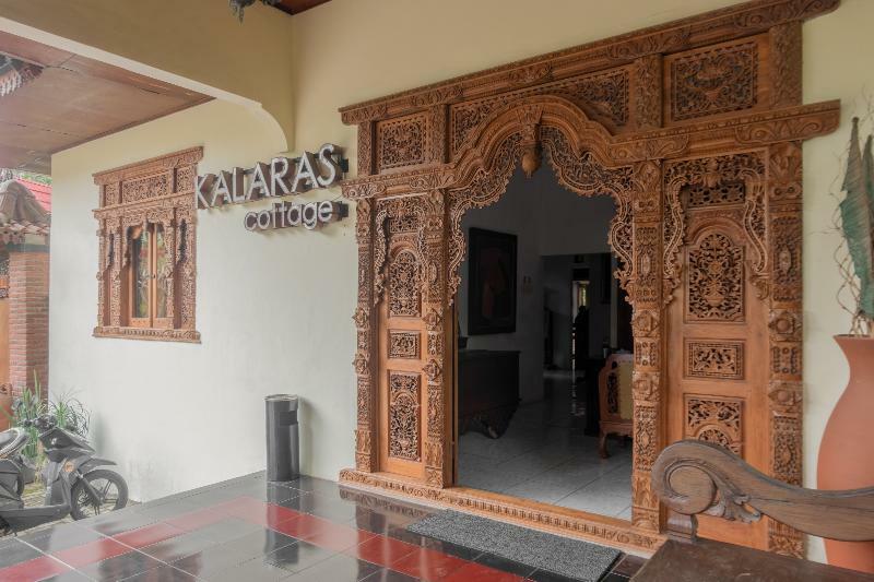Hotel Batukaras Kalaras Extérieur photo