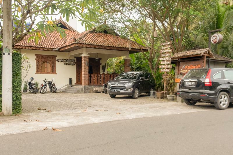 Hotel Batukaras Kalaras Extérieur photo